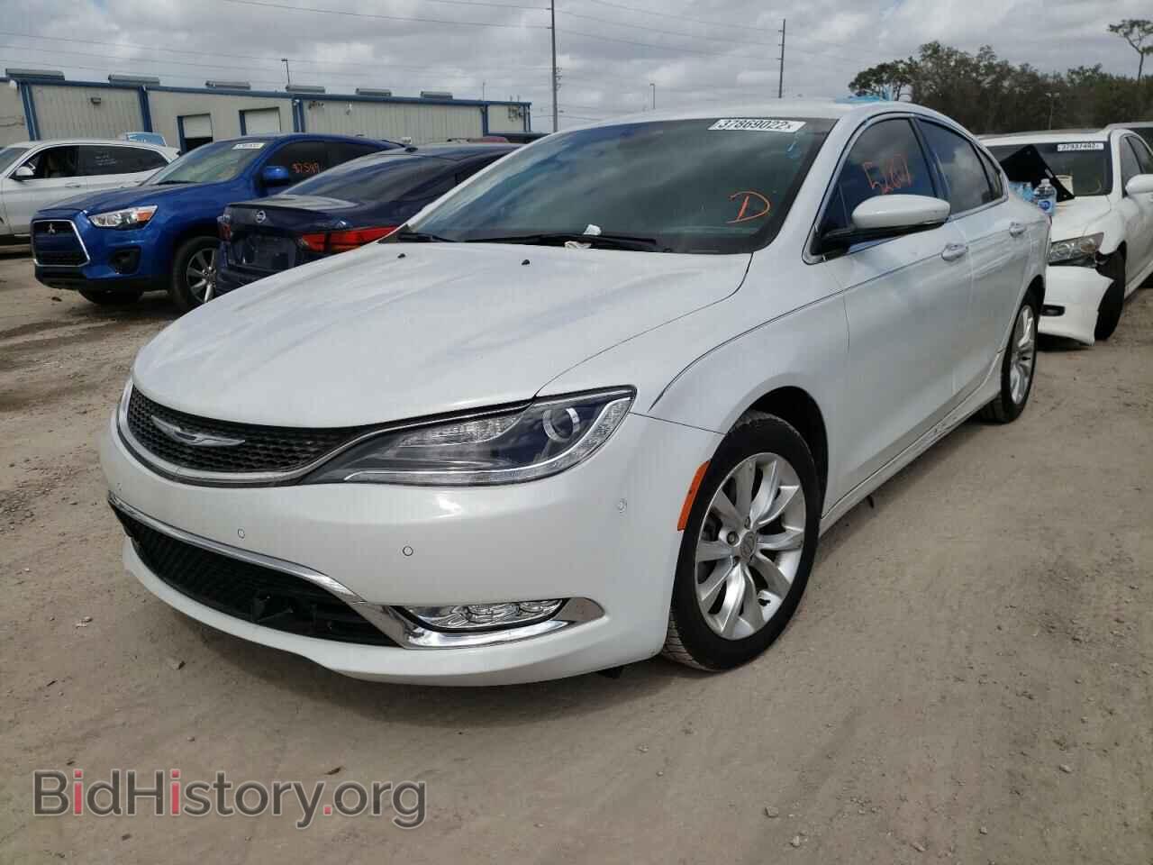 2015 CHRYSLER 200 - VIN: 1C3CCCCB0FN623802 - Photo 2