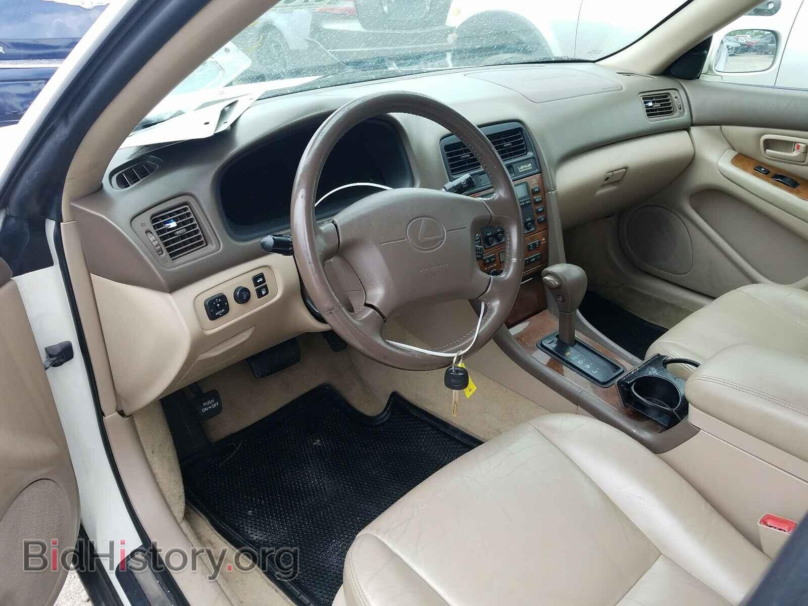 2000 LEXUS ES300 - VIN: JT8BF28G9Y5086703 - Фото 9