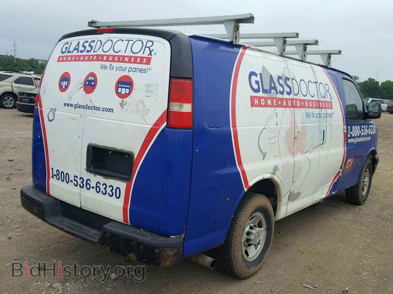 2011 CHEVROLET EXPRESS - VIN: 1GCWGFCA9B1112340 - Фото 4