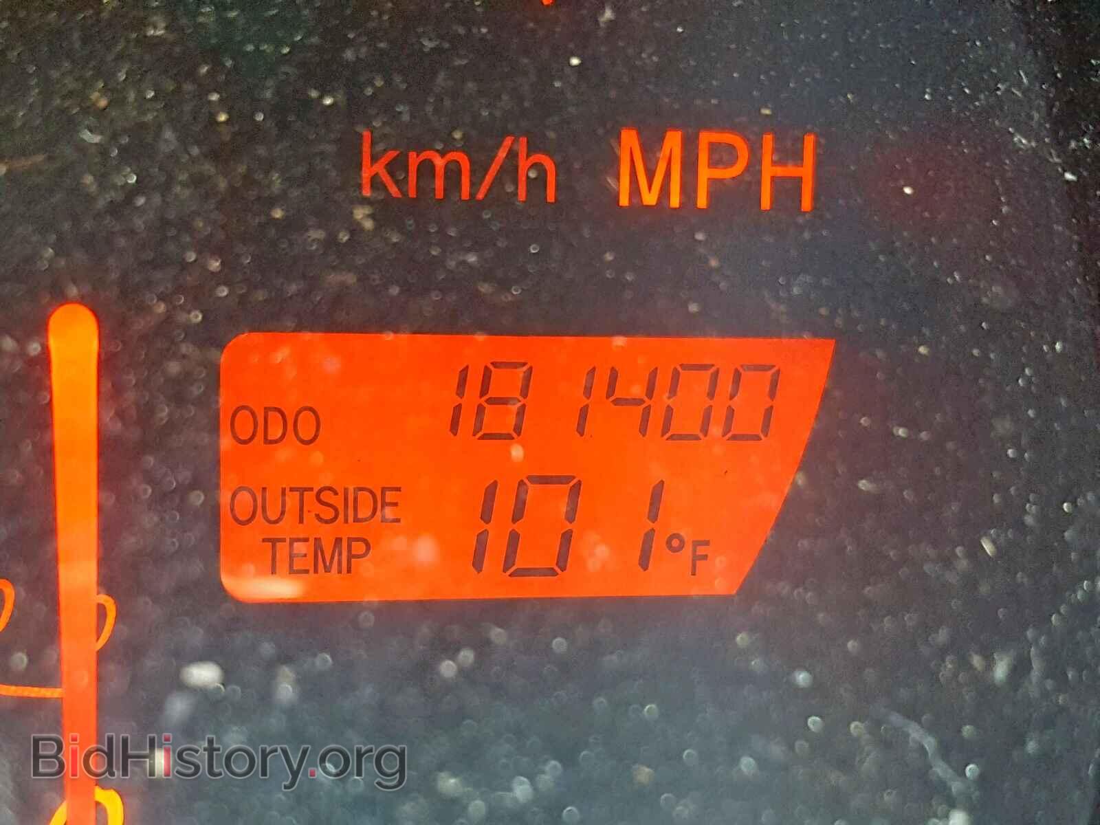 2003 TOYOTA COROLLA - VIN: 2T1KR32E83C083633 - Фото 8