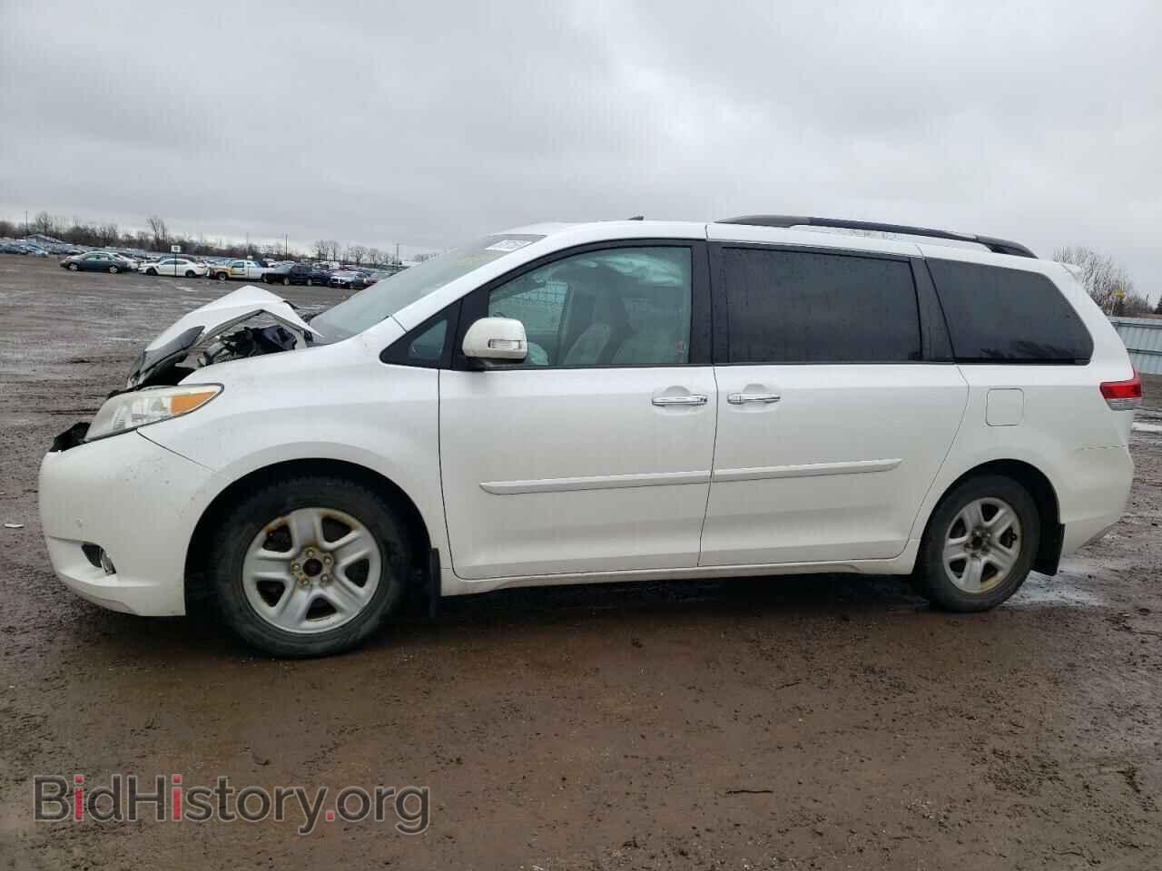 Photo 5TDYK3DC1DS336701 - TOYOTA SIENNA 2013