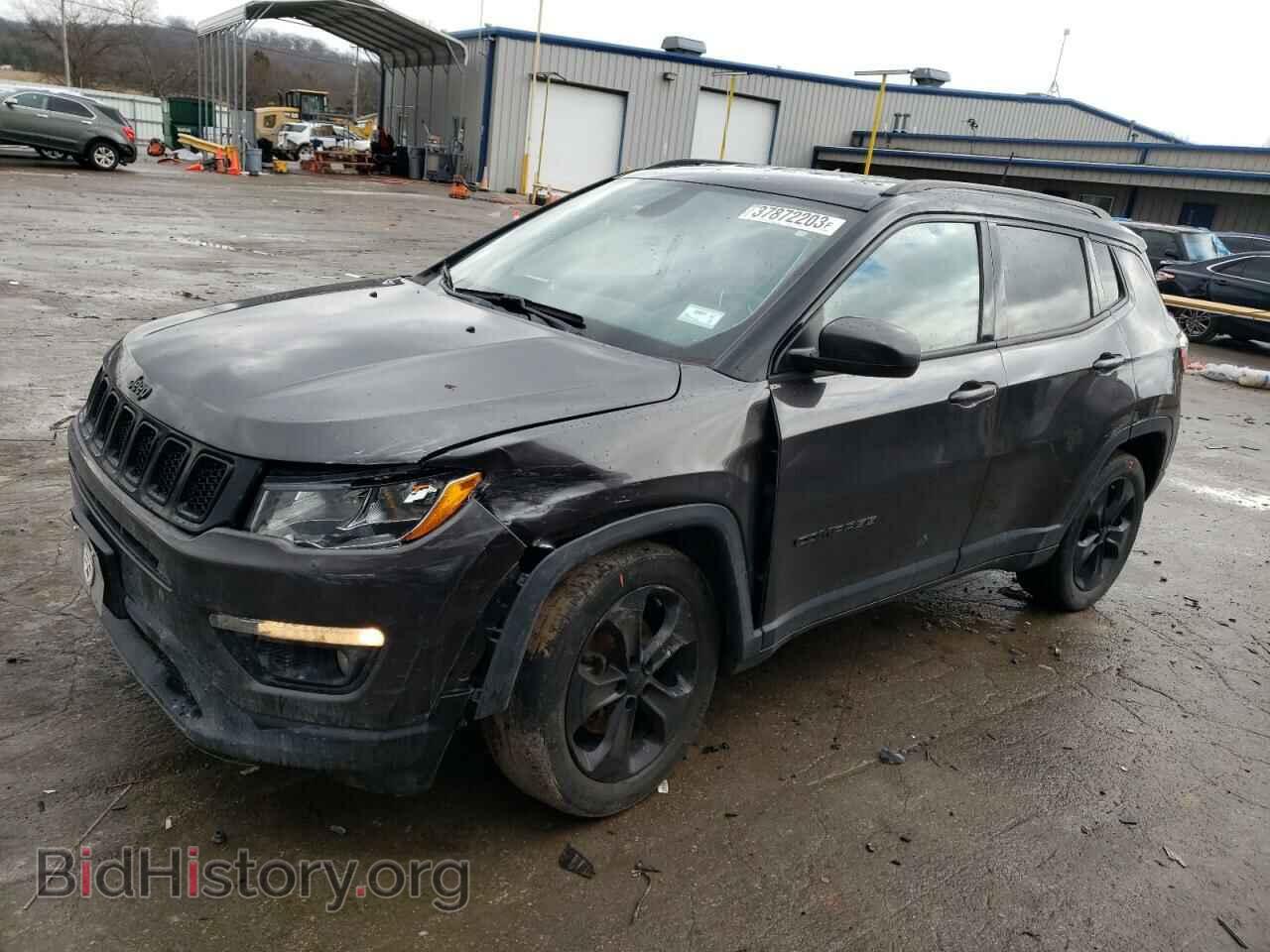 Фотография 3C4NJCBB3JT461295 - JEEP COMPASS 2018
