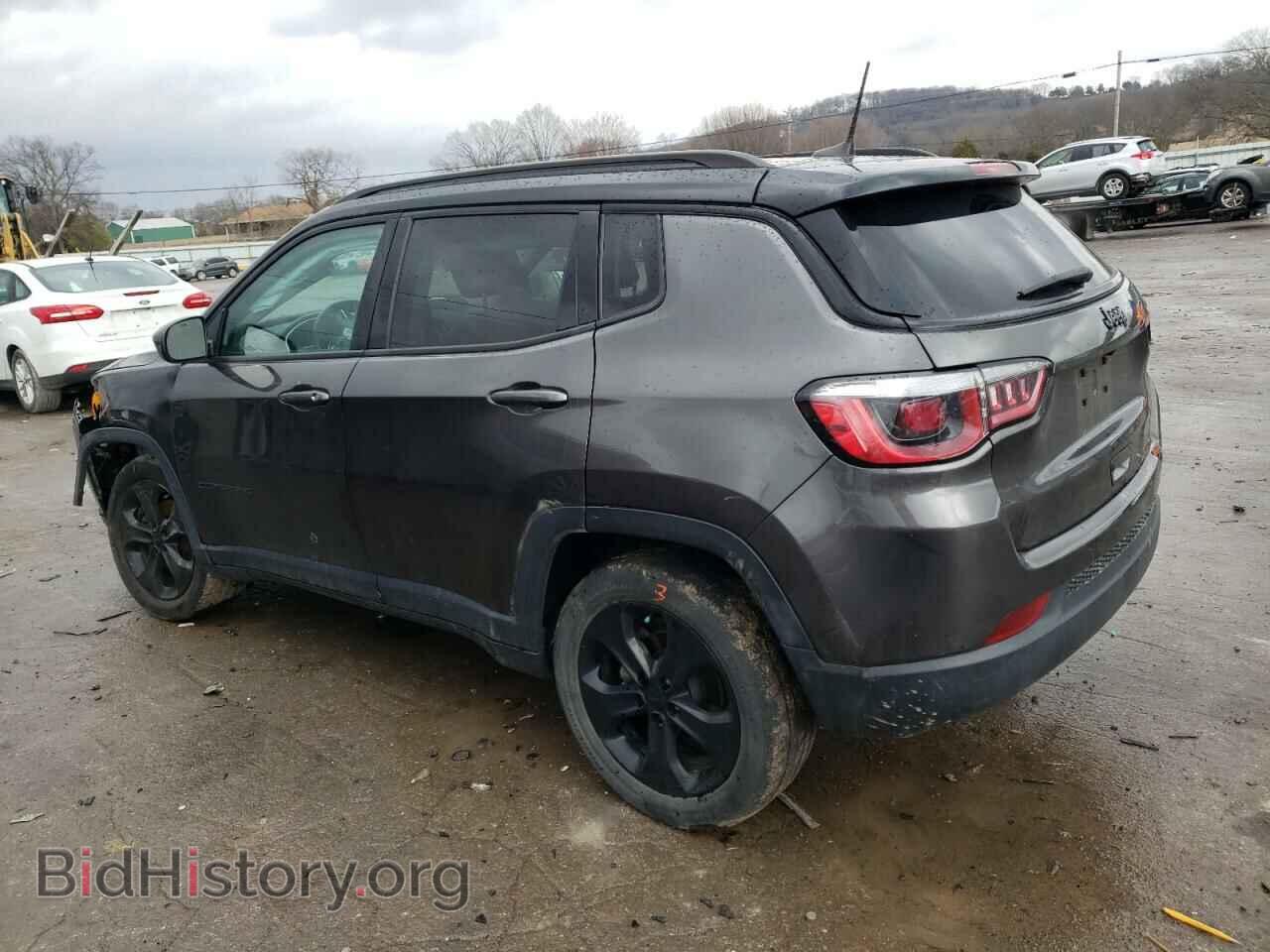 2018 JEEP COMPASS - VIN: 3C4NJCBB3JT461295 - Photo 2