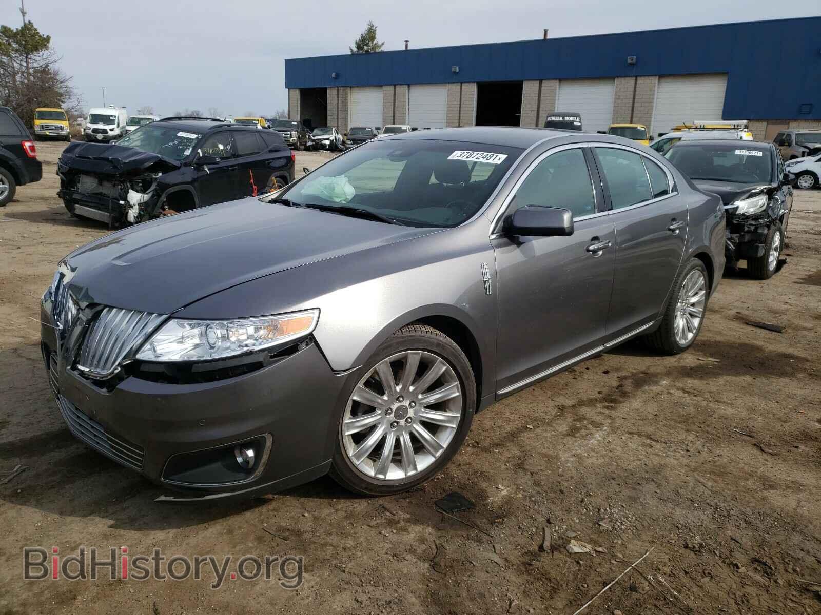 2011 LINCOLN MKS - VIN: 1LNHL9DR5BG607721 - Фото 2