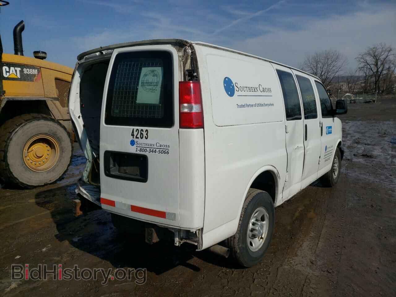 2017 CHEVROLET EXPRESS - VIN: 1GCWGAFF6H1104263 - Фото 4
