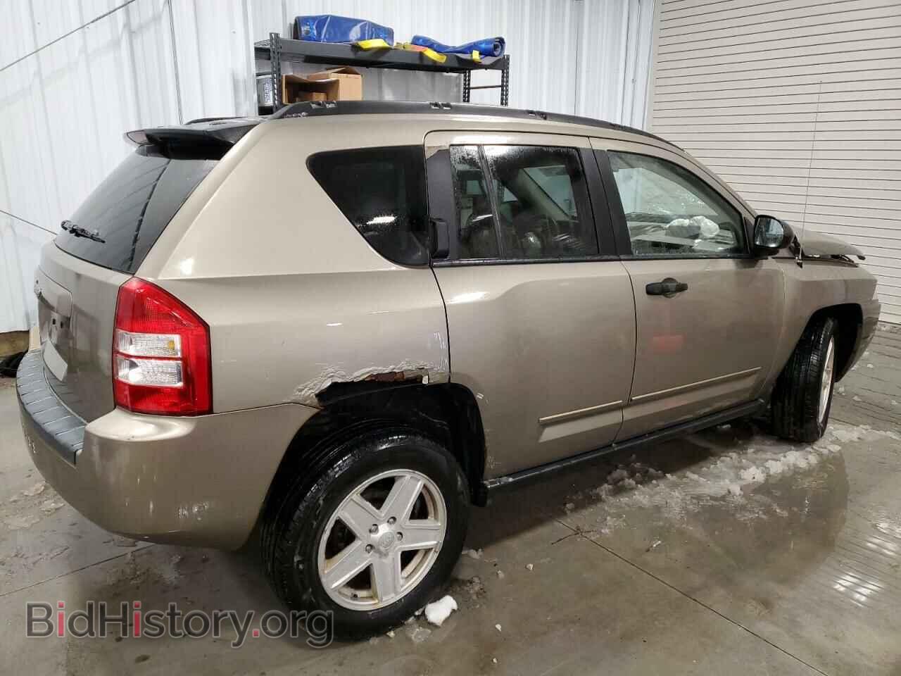 2008 JEEP COMPASS - VIN: 1J8FF47WX8D657864 - Фото 3