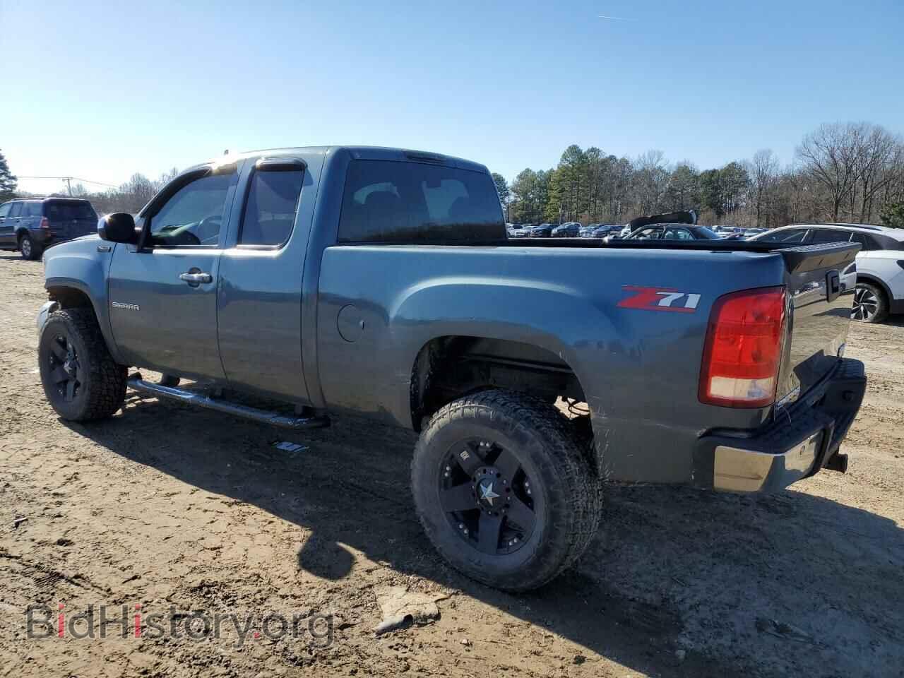 2011 GMC SIERRA - VIN: 1GTR1VE02BZ150359 - Фото 2