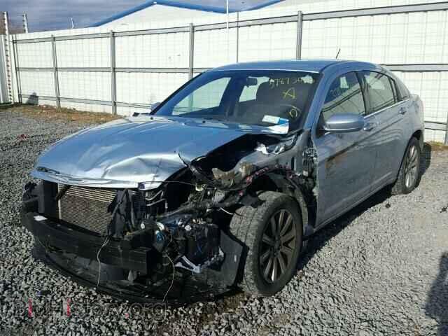 2012 CHRYSLER 200 - VIN: 1C3CCBBB9CN138825 - Фото 2