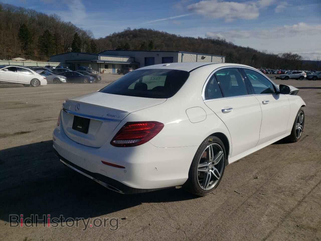 2017 MERCEDES-BENZ E-CLASS - VIN: WDDZF4KB6HA222047 - Фото 4