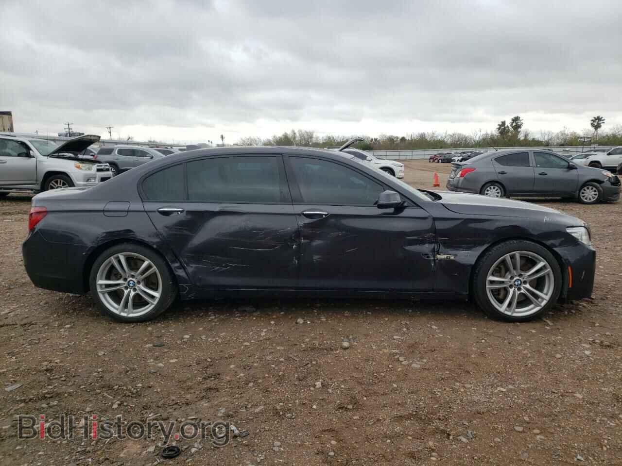 2014 BMW 7 SERIES - VIN: WBAYE8C55ED135692 - Фото 9