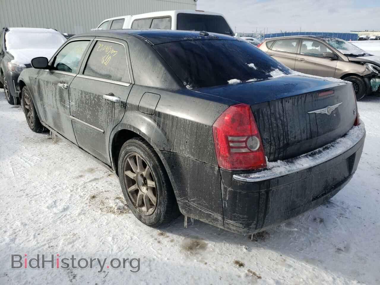 2010 CHRYSLER 300 - VIN: 2C3CA3CV0AH201028 - Фото 3