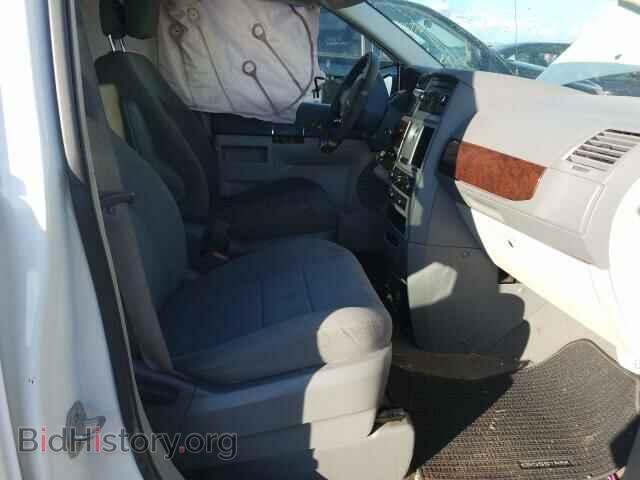 2010 CHRYSLER MINIVAN - VIN: 2A4RR2D16AR391569 - Фото 5