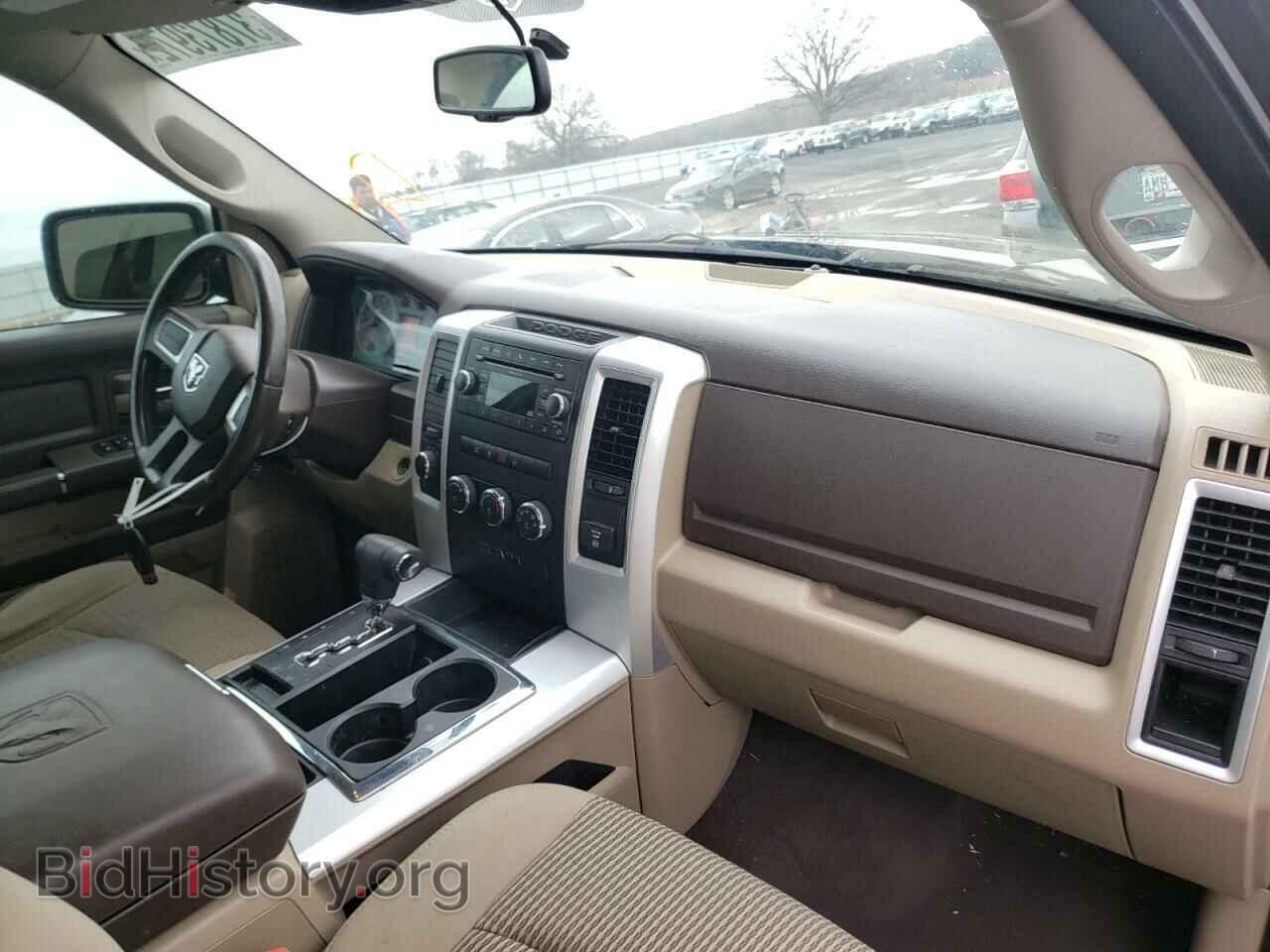 2011 DODGE RAM 1500 - VIN: 1D7RV1GT9BS558778 - Фото 9