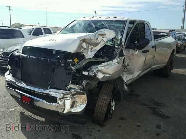 2017 RAM 3500 - VIN: 3C63RRGL2HG633721 - Photo 2