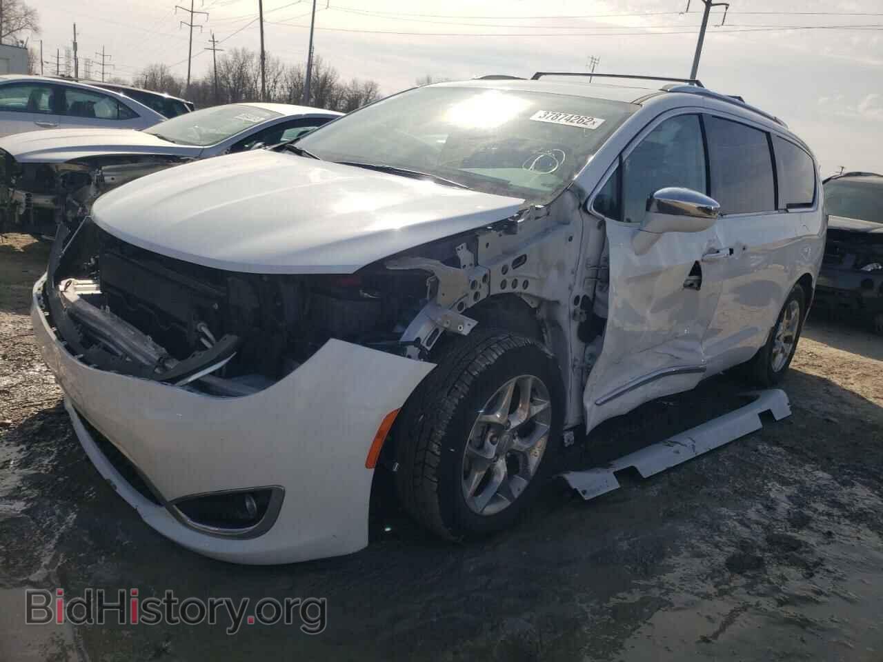 2018 CHRYSLER PACIFICA - VIN: 2C4RC1GG7JR268915 - Photo 2