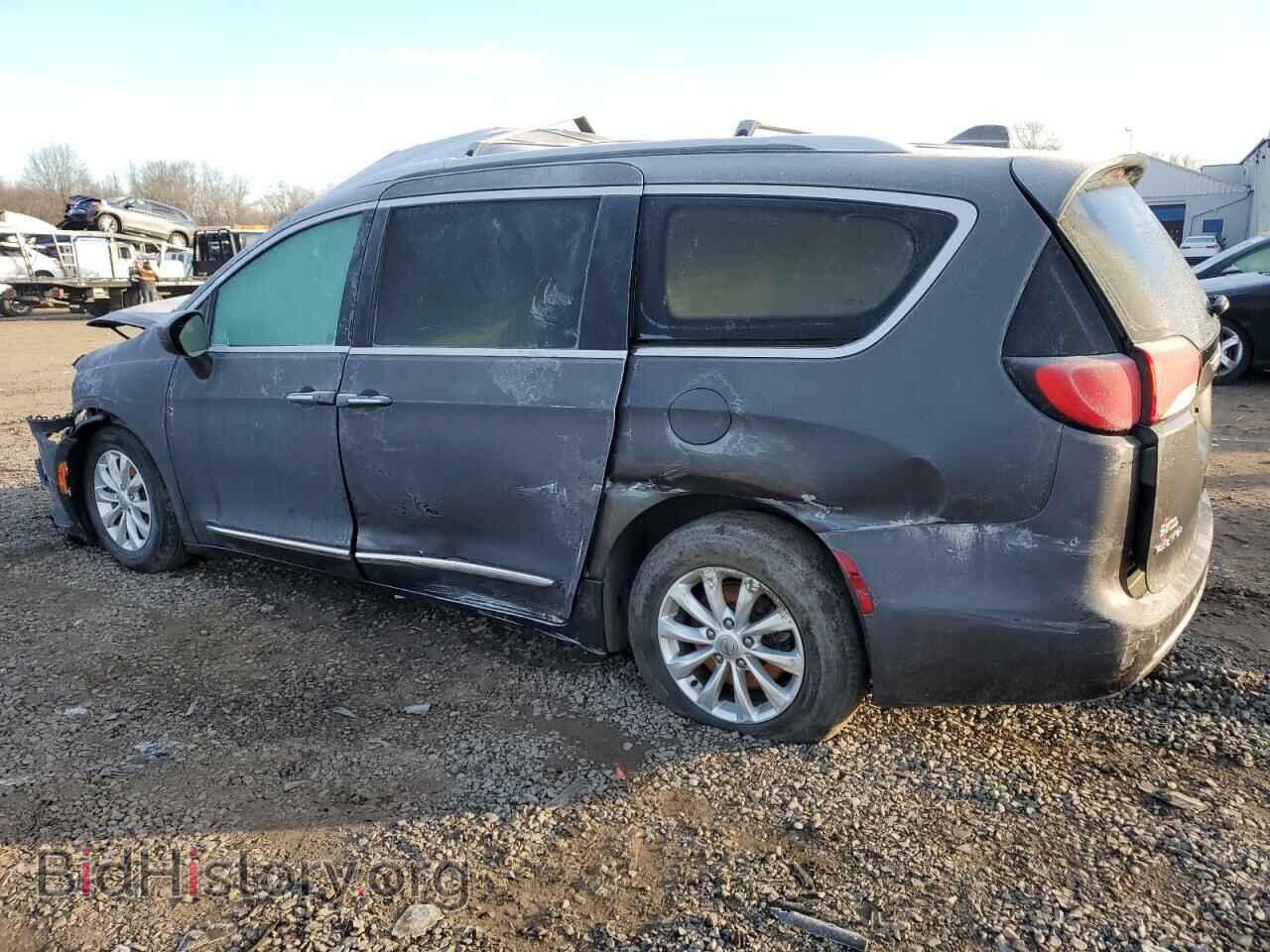 2019 CHRYSLER PACIFICA - VIN: 2C4RC1BG3KR582294 - Фото 2