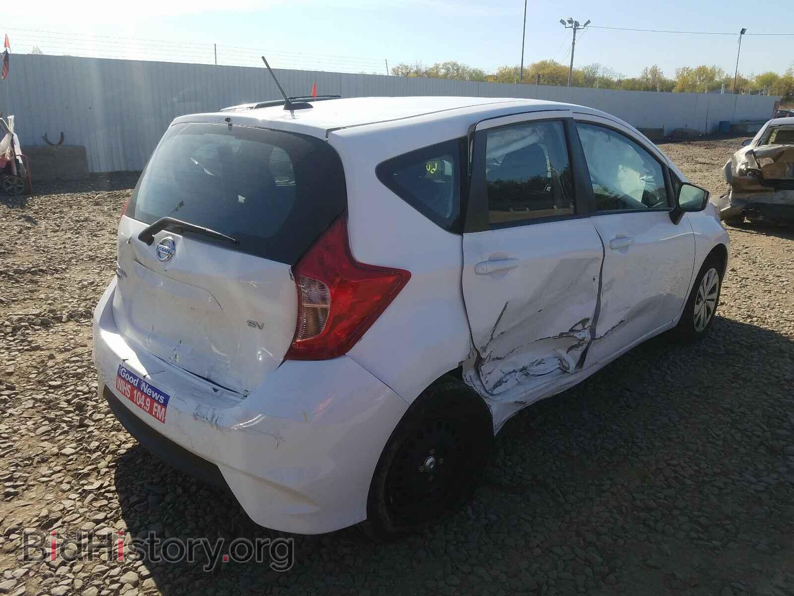 2017 NISSAN VERSA - VIN: 3N1CE2CP0HL352547 - Фото 4