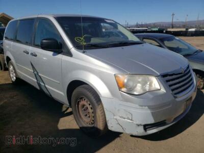 2008 Chrysler MINIVAN Town & COU, серебристый — VIN 2A8HR44H88R620914, Copart