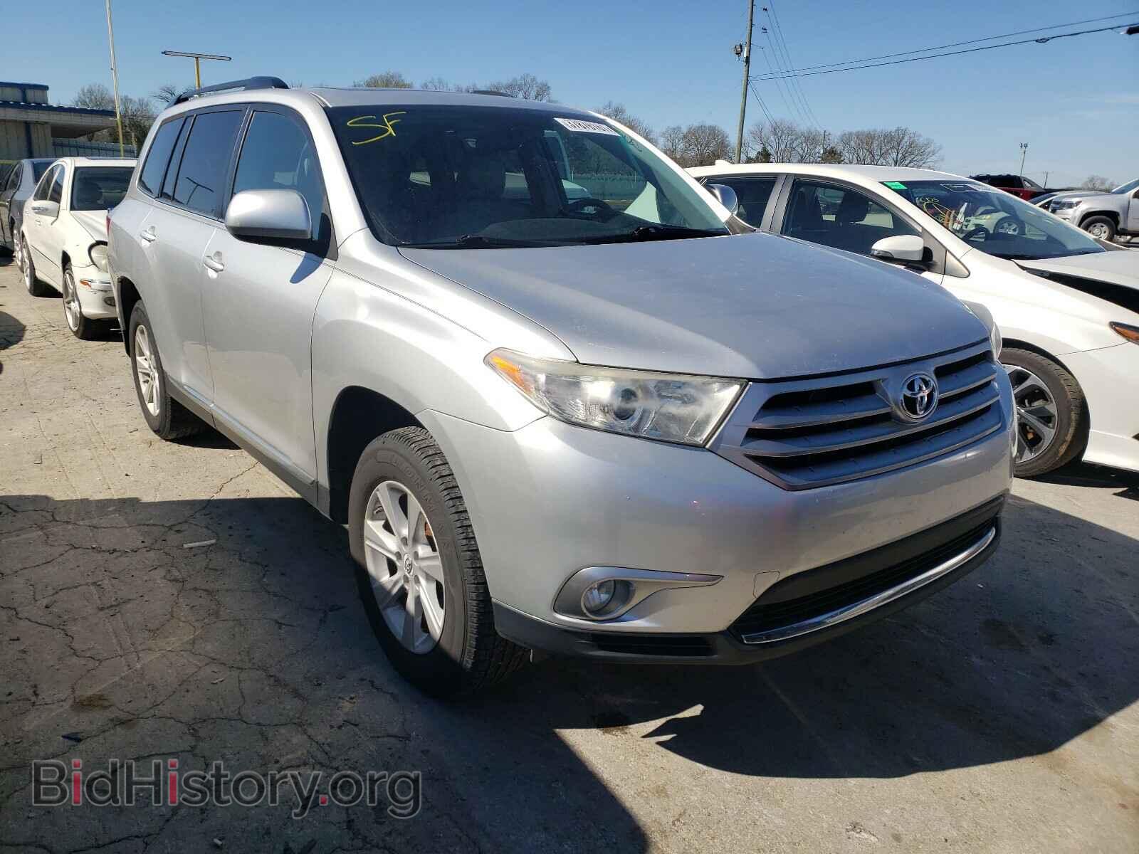 Фотография 5TDBK3EH4BS086044 - TOYOTA HIGHLANDER 2011