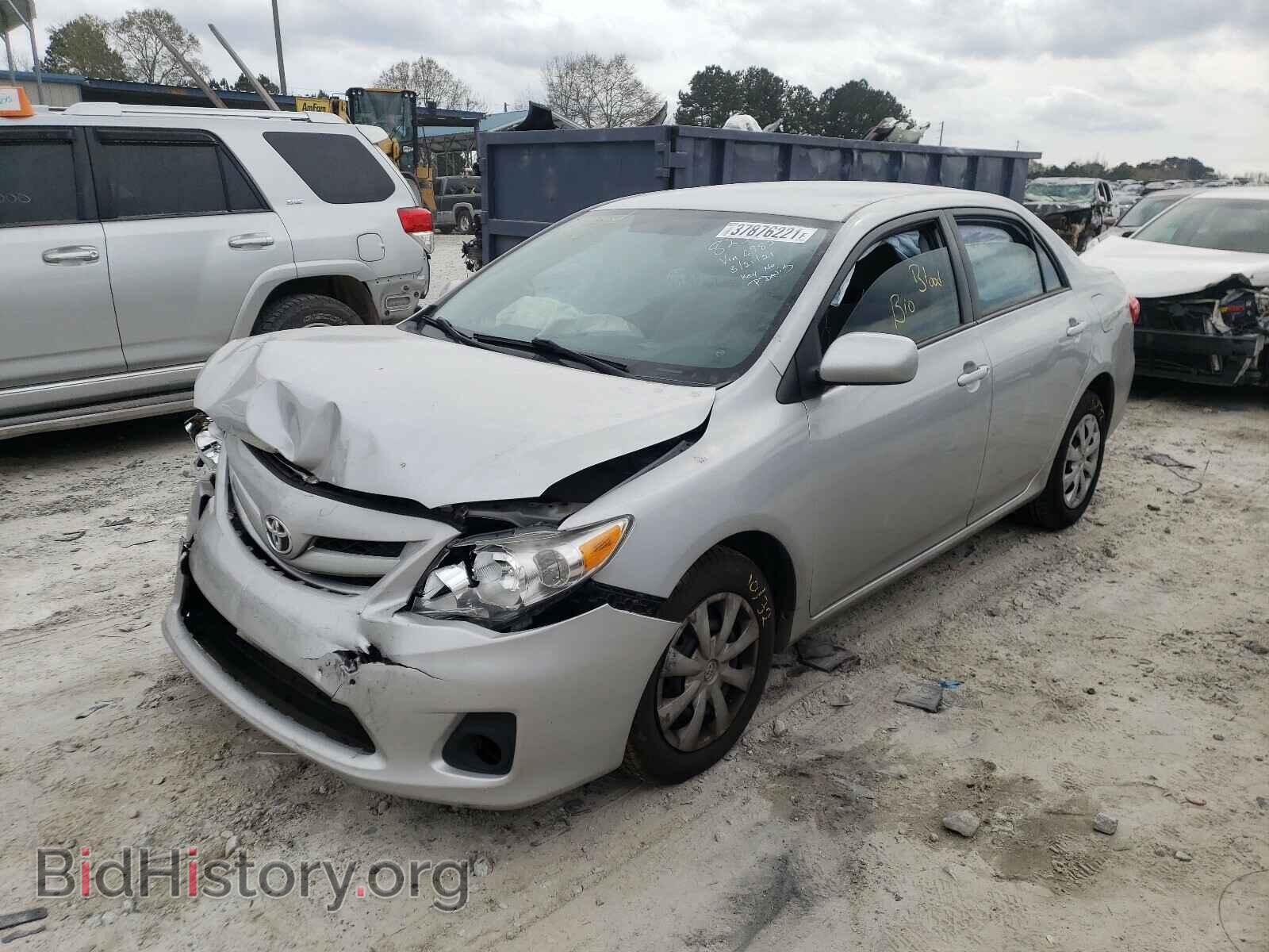 2011 TOYOTA COROLLA - VIN: 2T1BU4EE2BC716982 - Photo 2