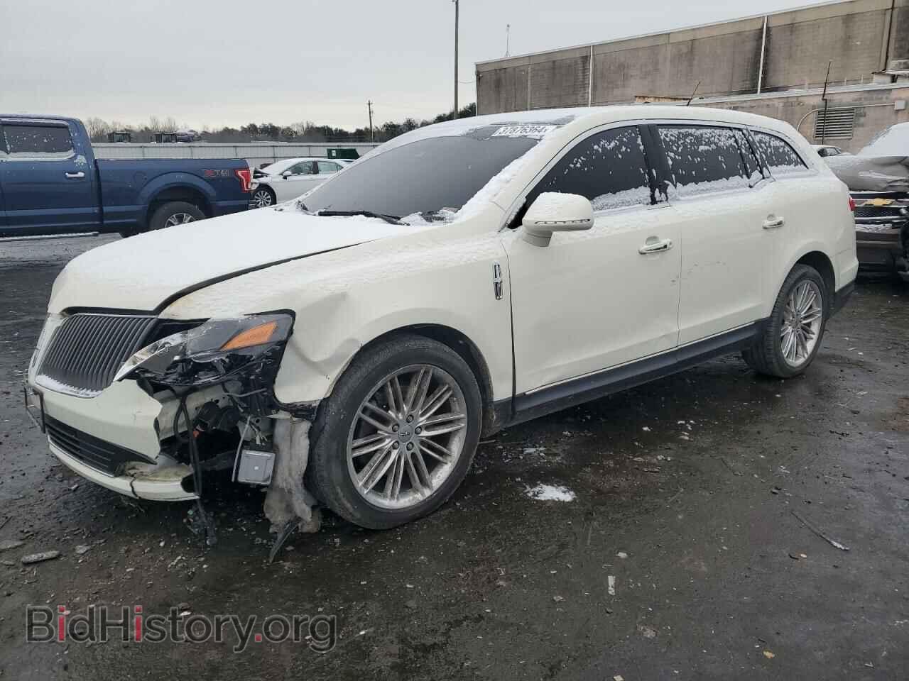 Photo 2LMHJ5AT4DBL55313 - LINCOLN MKT 2013