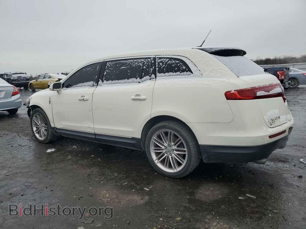 2013 LINCOLN MKT - VIN: 2LMHJ5AT4DBL55313 - Photo 2