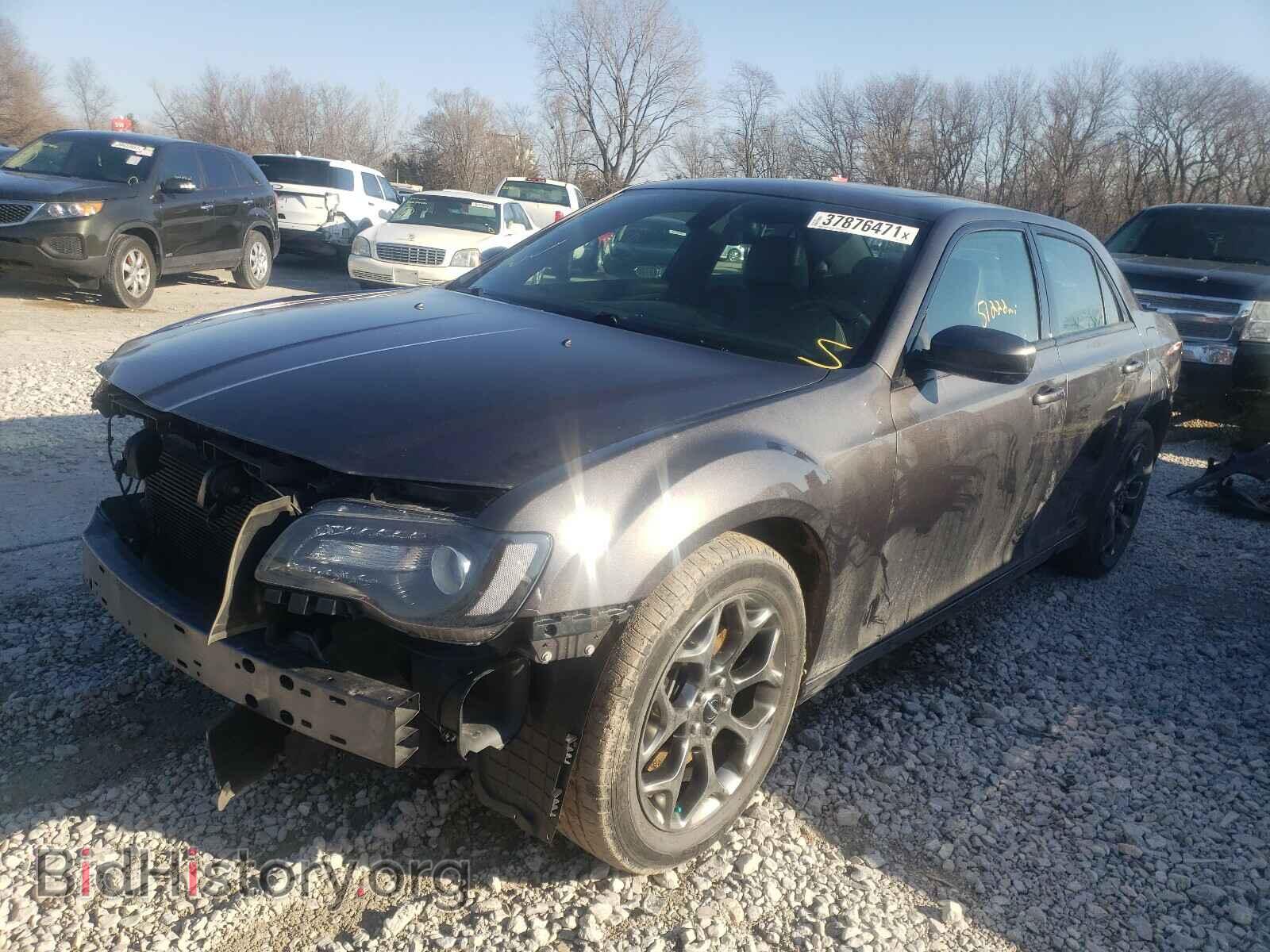2016 CHRYSLER 300 - VIN: 2C3CCAGG3GH176113 - Фото 2