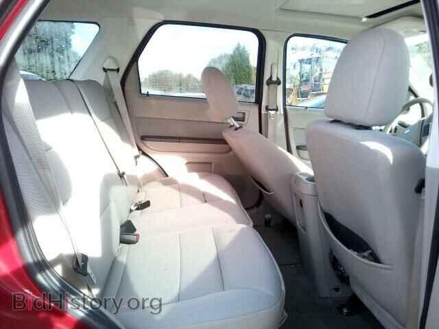 2011 FORD ESCAPE - VIN: 1FMCU0D70BKB09635 - Фото 6
