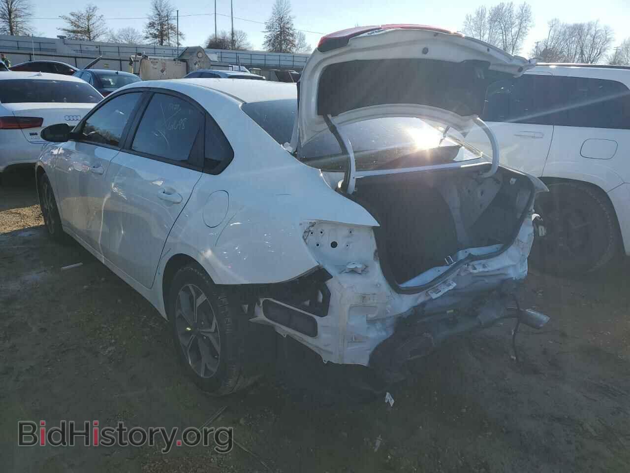 2019 KIA FORTE - VIN: 3KPF24AD0KE101885 - Фото 2