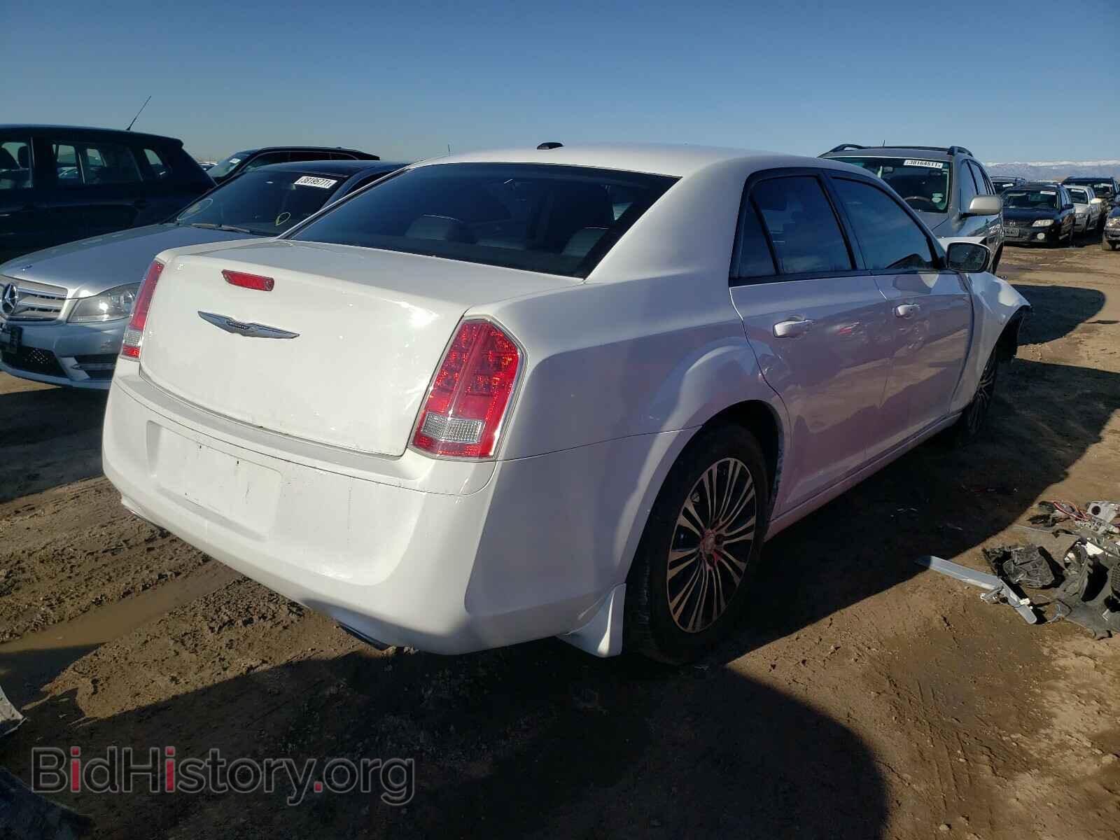 2013 CHRYSLER 300 - VIN: 2C3CCAGT8DH551972 - Фото 4