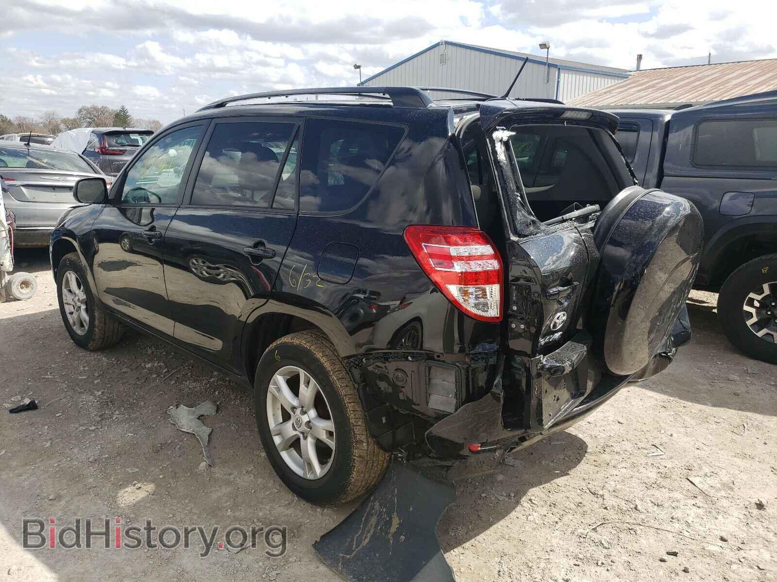 2011 TOYOTA RAV4 - VIN: 2T3BF4DV0BW104409 - Фото 3