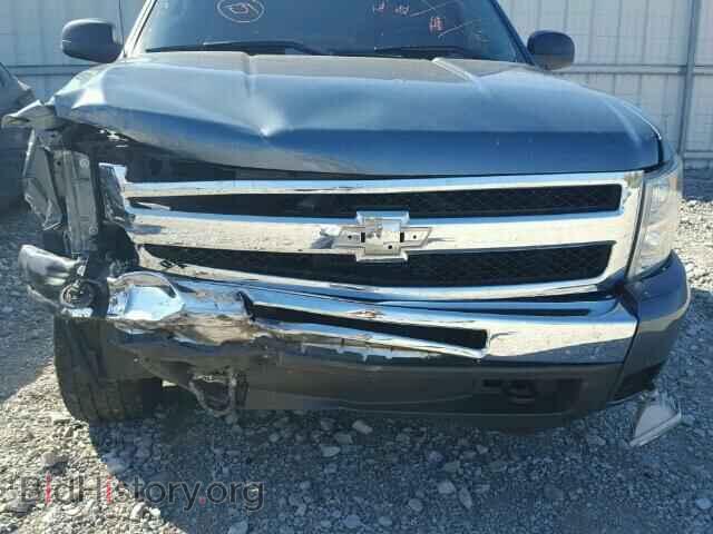 2011 CHEVROLET SILVERADO - VIN: 3GCPKSE33BG199888 - Фото 9