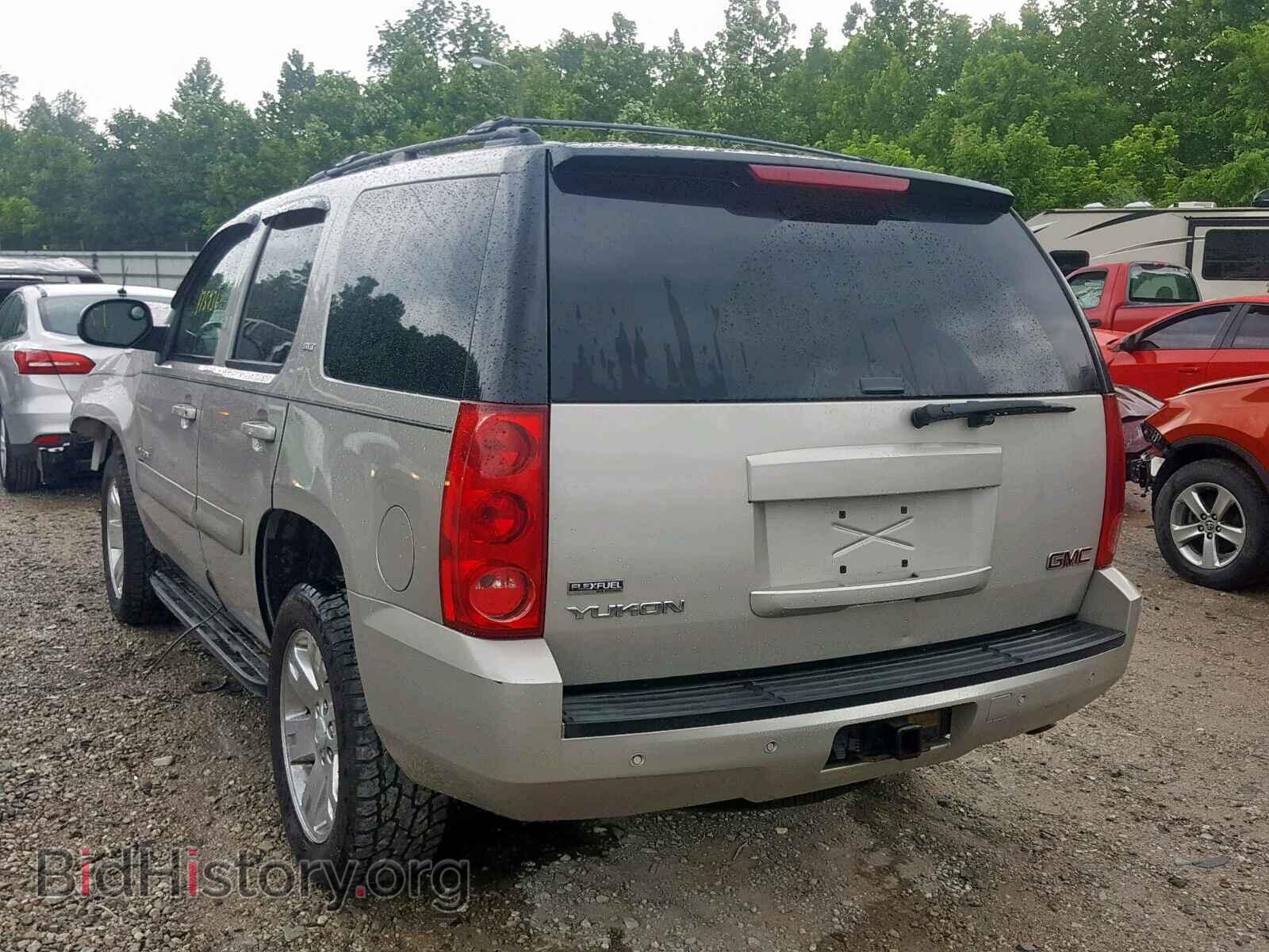 2008 GMC YUKON - VIN: 1GKFK13048R256708 - Photo 3