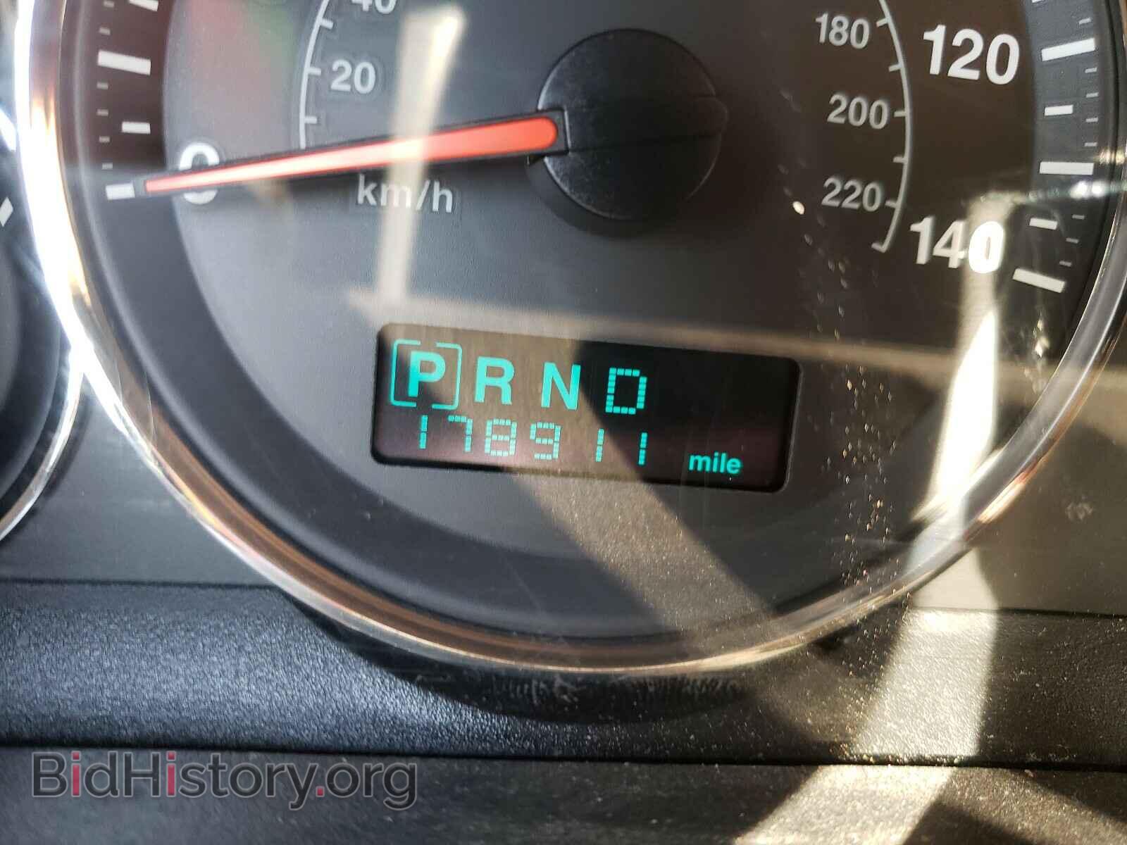 2006 JEEP COMMANDER - VIN: 1J8HH48NX6C332563 - Фото 8