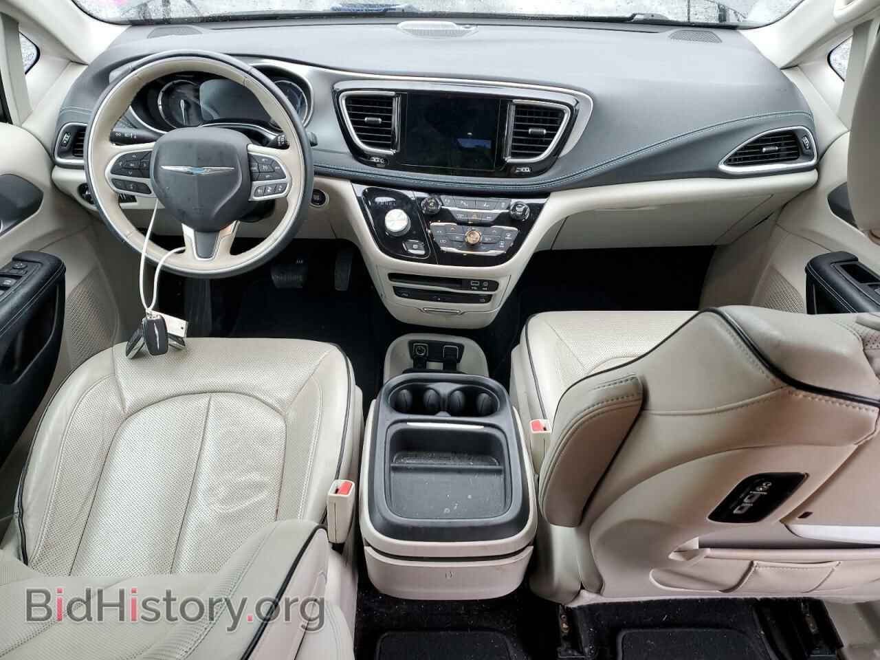 2017 CHRYSLER PACIFICA - VIN: 2C4RC1N71HR689638 - Photo 8