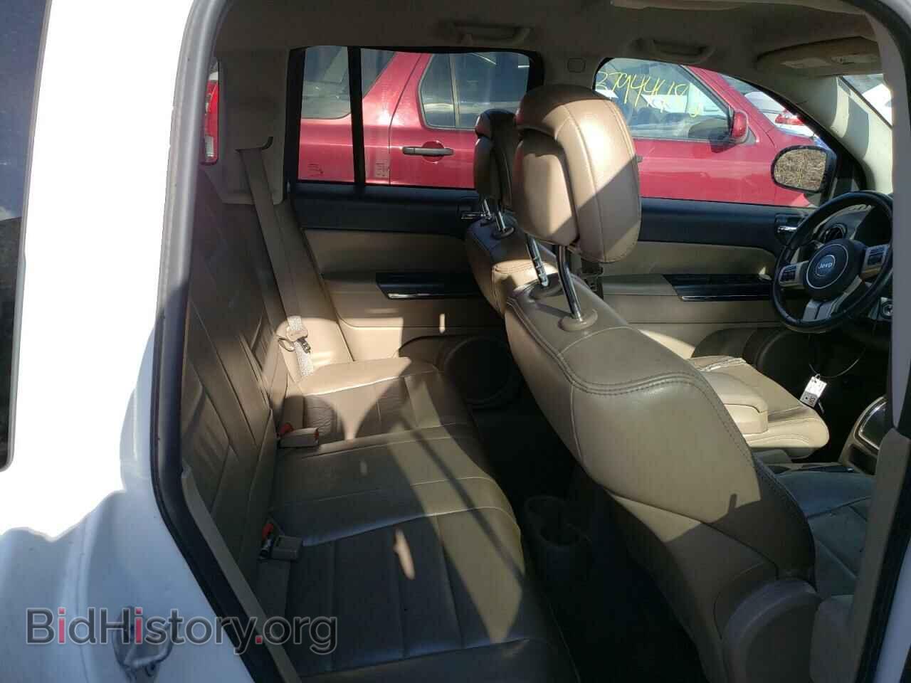 2011 JEEP COMPASS - VIN: 1J4NF5FB9BD158532 - Photo 6