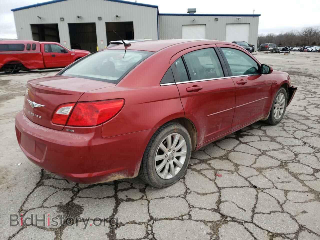 2010 CHRYSLER SEBRING - VIN: 1C3CC5FB1AN230973 - Фото 4
