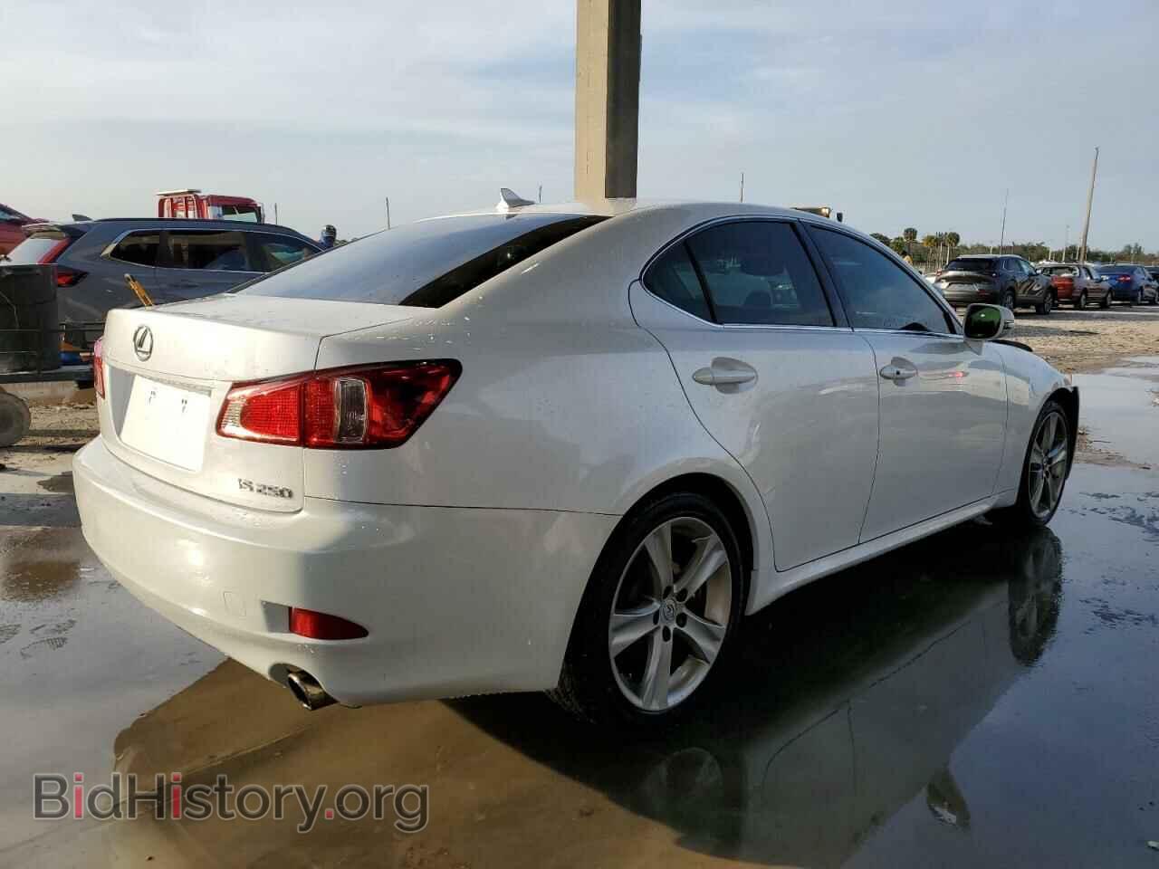 2011 LEXUS IS - VIN: JTHBF5C22B5141898 - Фото 3