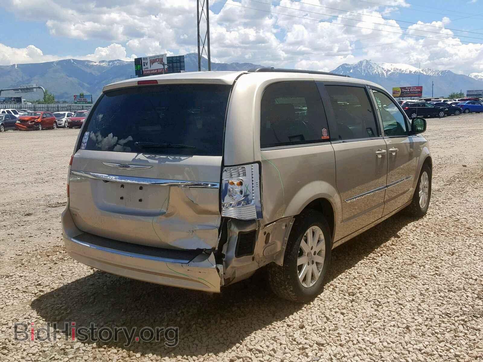 2014 CHRYSLER TOWN & COU - VIN: 2C4RC1BG2ER217156 - Фото 4