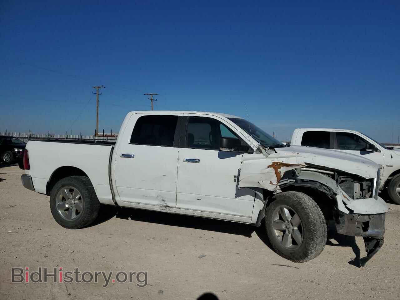 2017 RAM 1500 - VIN: 1C6RR7LT1HS819084 - Photo 4