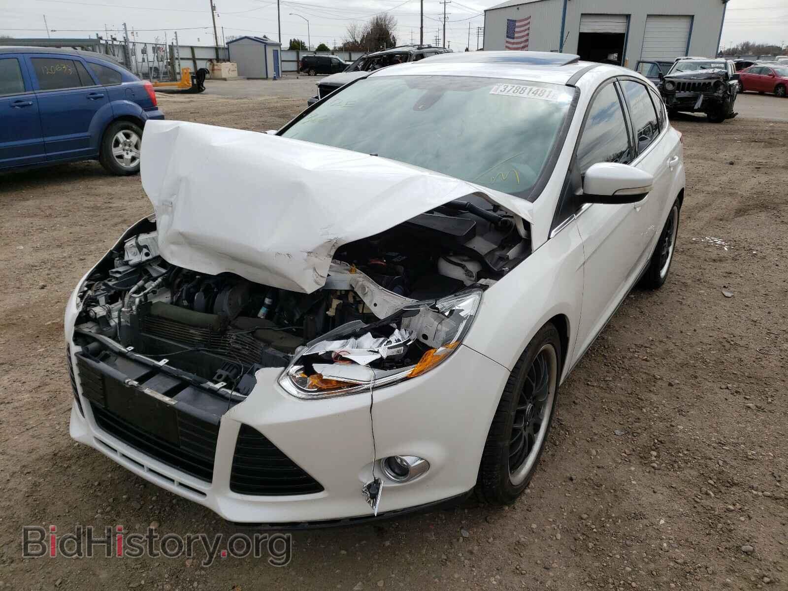 2012 FORD FOCUS - VIN: 1FAHP3M24CL393327 - Фото 2