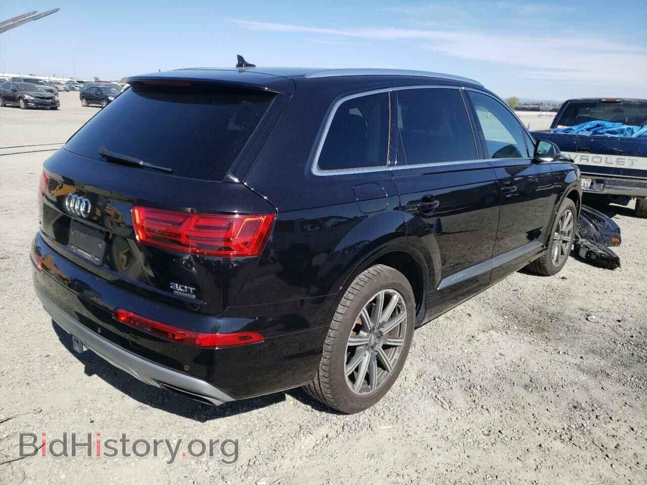 2017 AUDI Q7 - VIN: WA1LAAF79HD003028 - Фото 4