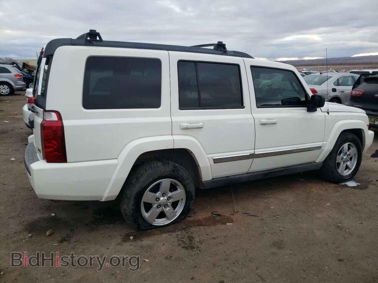 2007 JEEP COMMANDER - VIN: 1J8HG48PX7C676335 - Фото 3