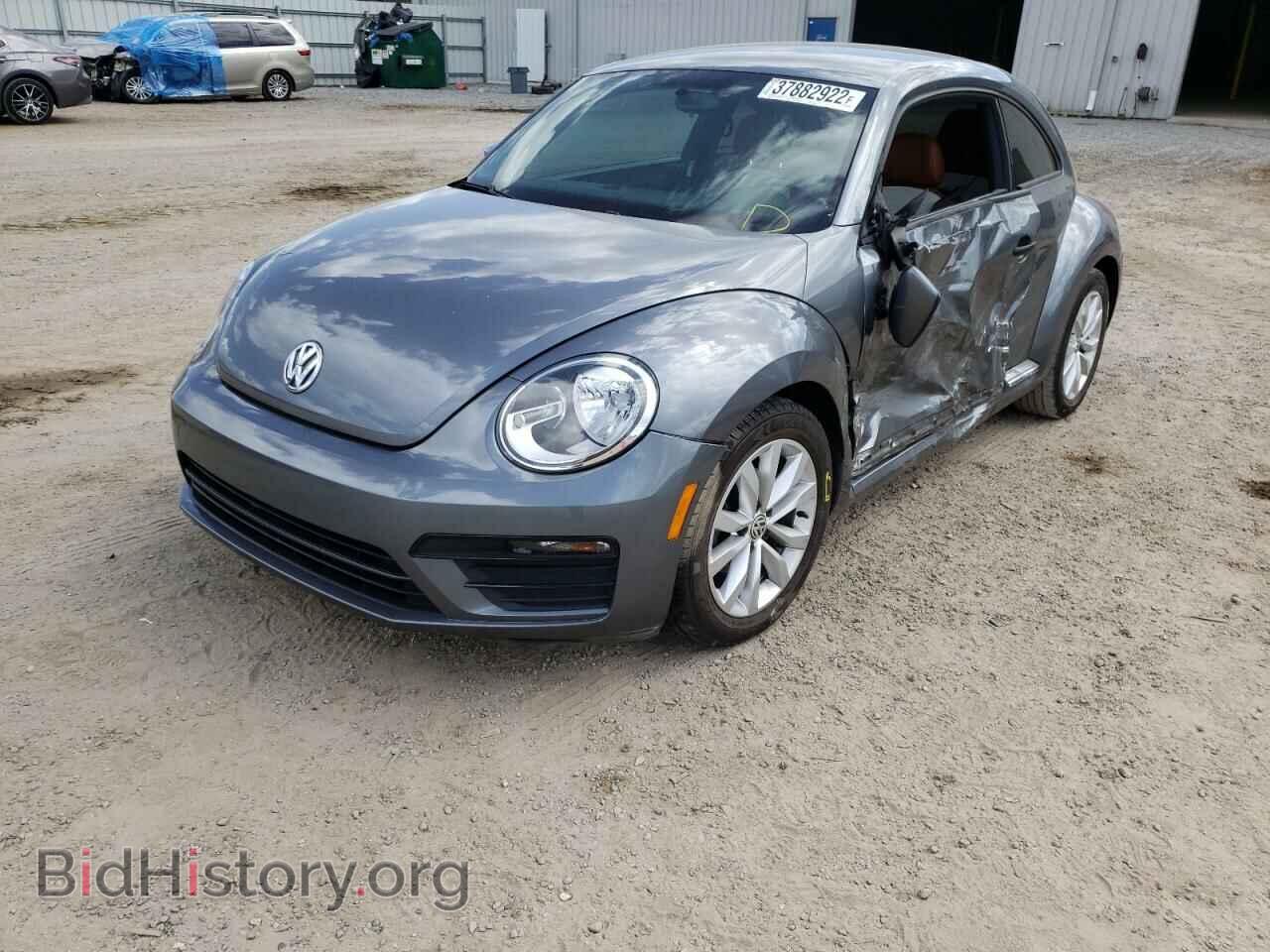 2017 VOLKSWAGEN BEETLE - VIN: 3VWF17ATXHM623060 - Фото 2