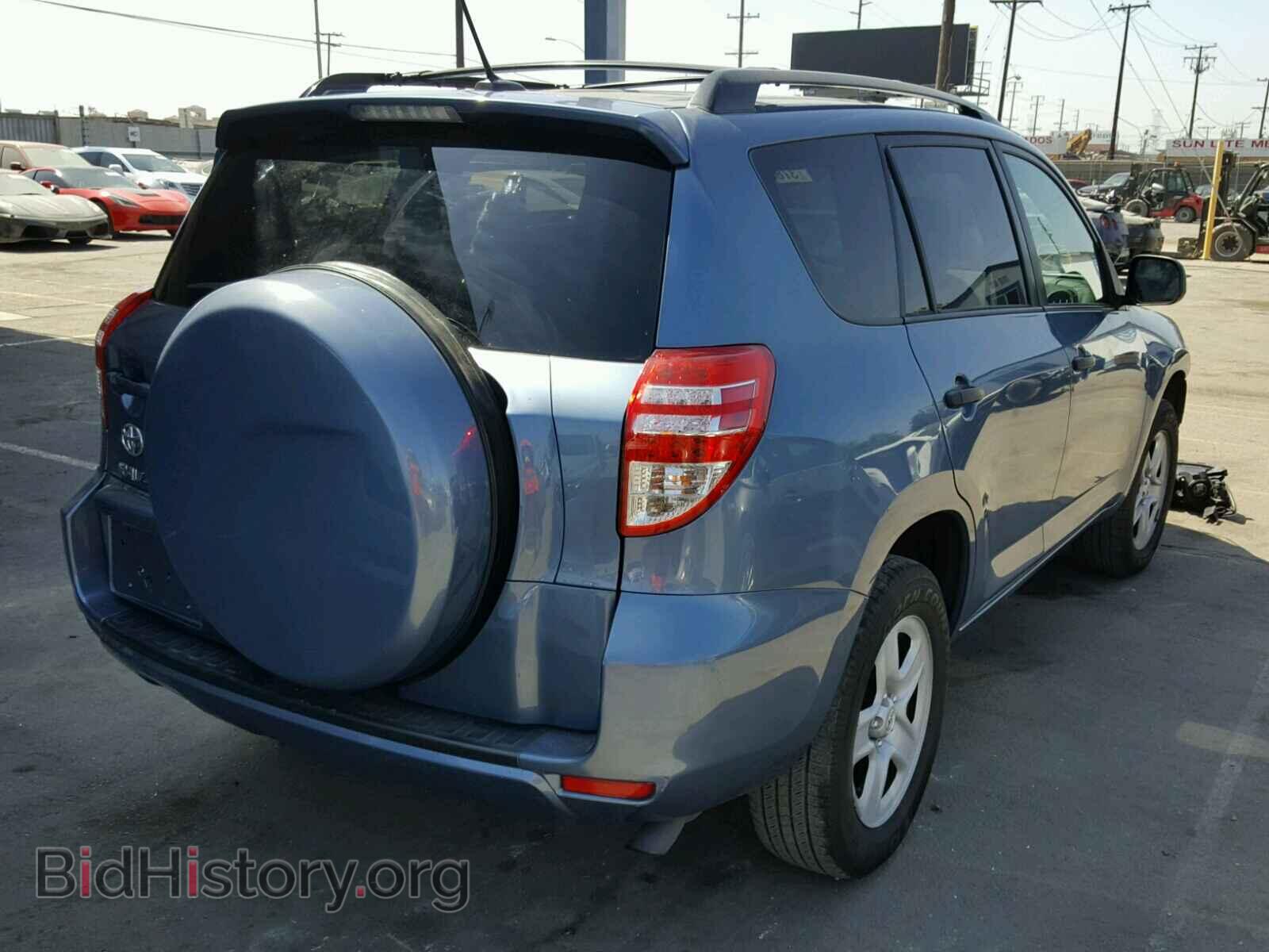 2011 TOYOTA RAV4 - VIN: 2T3ZF4DV8BW085171 - Фото 4