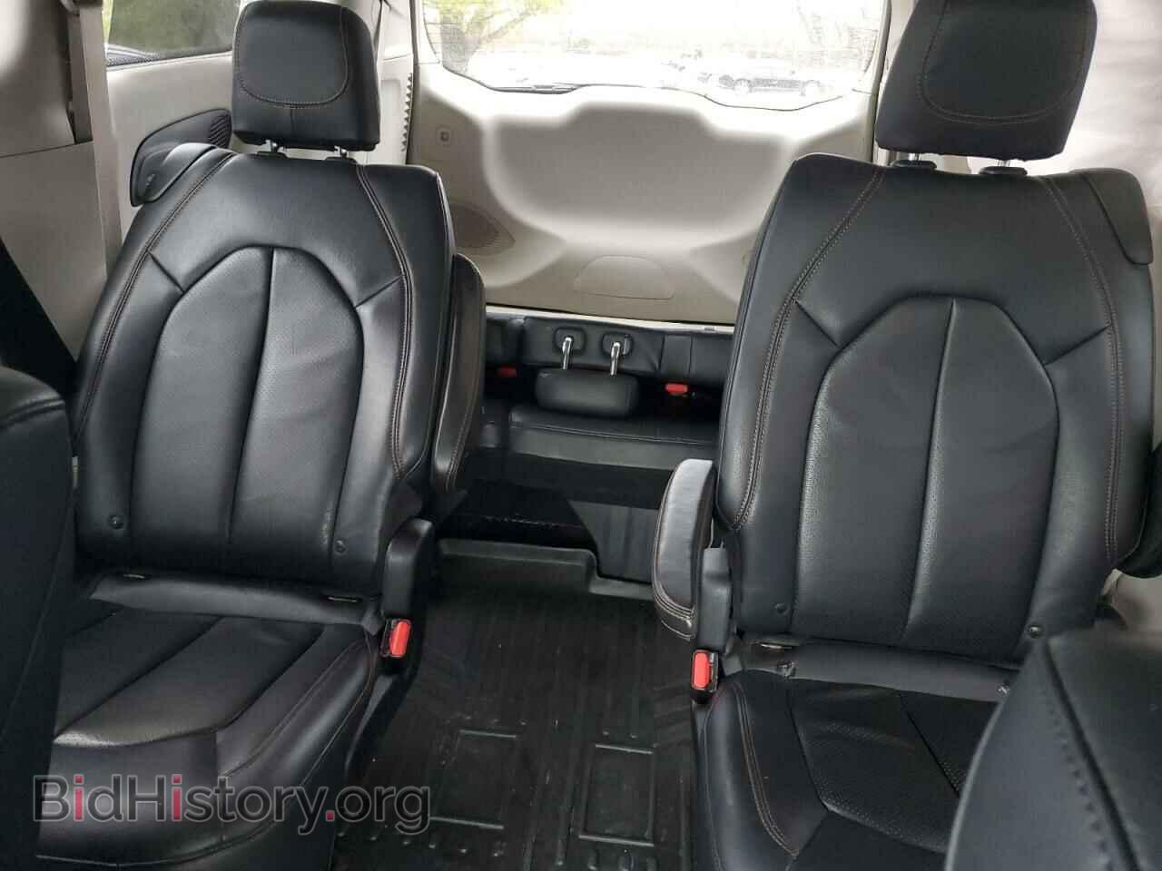 2018 CHRYSLER PACIFICA - VIN: 2C4RC1EG4JR109840 - Фото 10