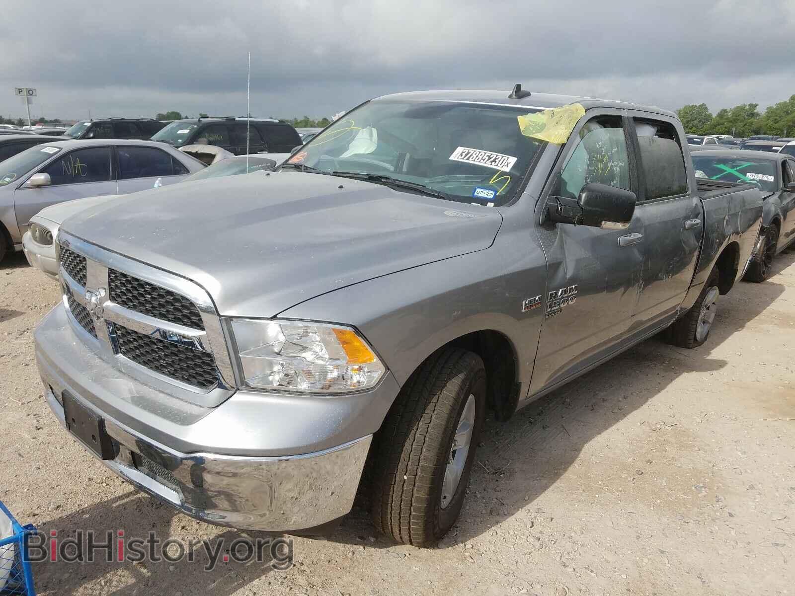 2020 RAM 1500 CLASS - VIN: 3C6RR7LT2LG156981 - Фото 2