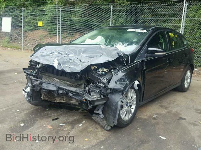 2012 Ford FOCUS (VIN 1FAHP3M25CL142106) — фото 2 из 10
