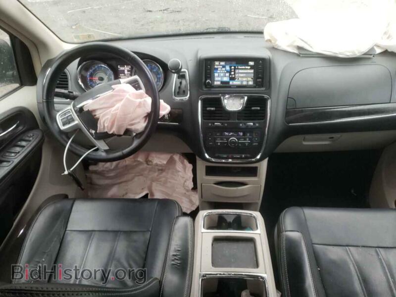 2016 Chrysler MINIVAN (VIN 2C4RC1BG7GR132624) — photo 8 of 13