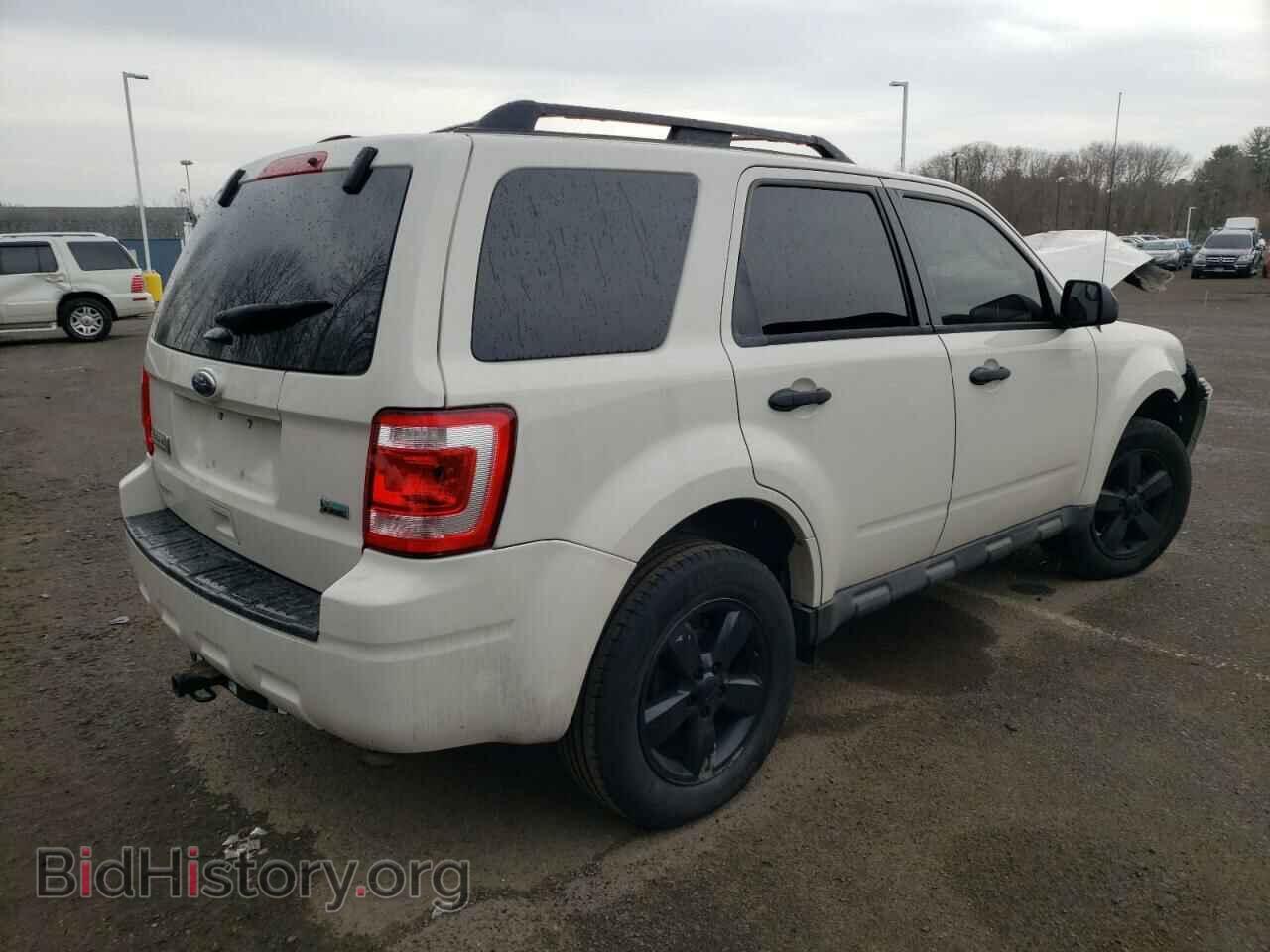 2011 FORD ESCAPE - VIN: 1FMCU9DG4BKB94483 - Фото 4